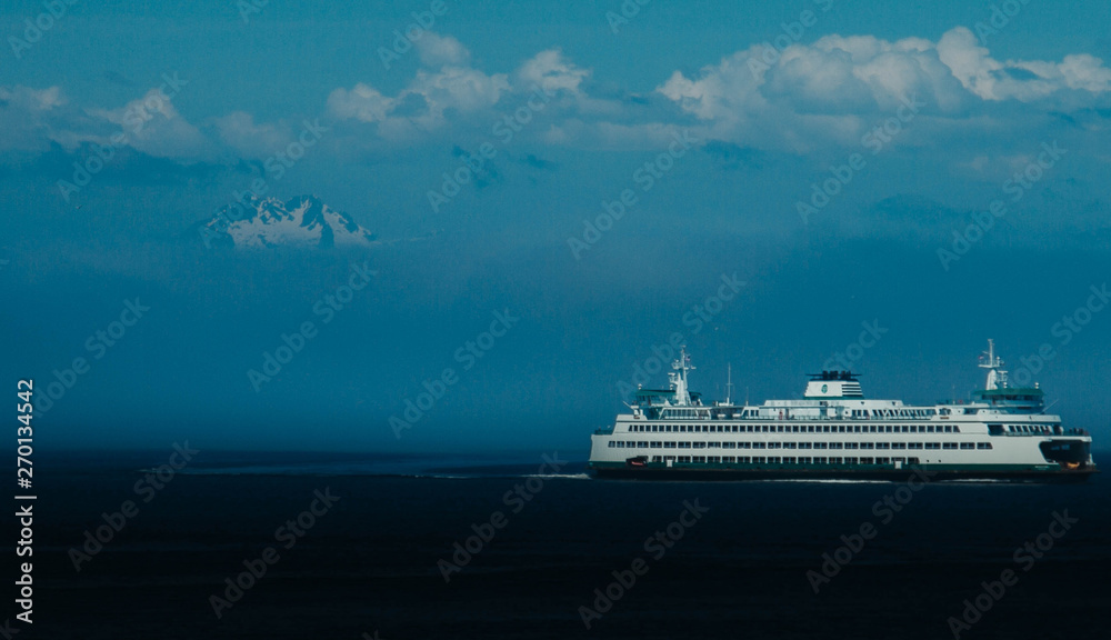 mount rainer and ferry