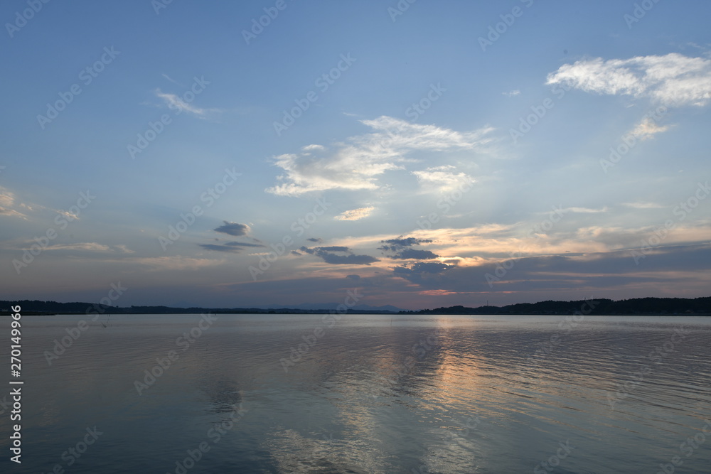 Obraz premium 涸沼の夕景