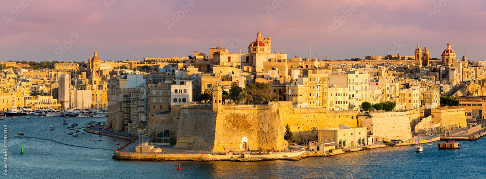 Malta, skyline of Valetta 