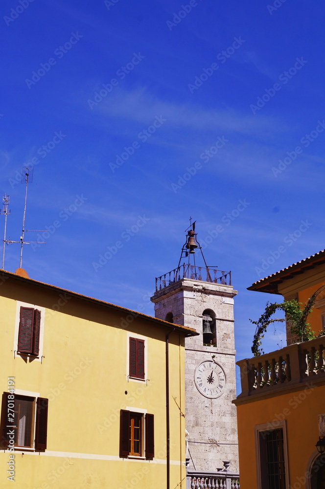 Obraz premium Clock tower in Chiusi, Tuscany, Italy