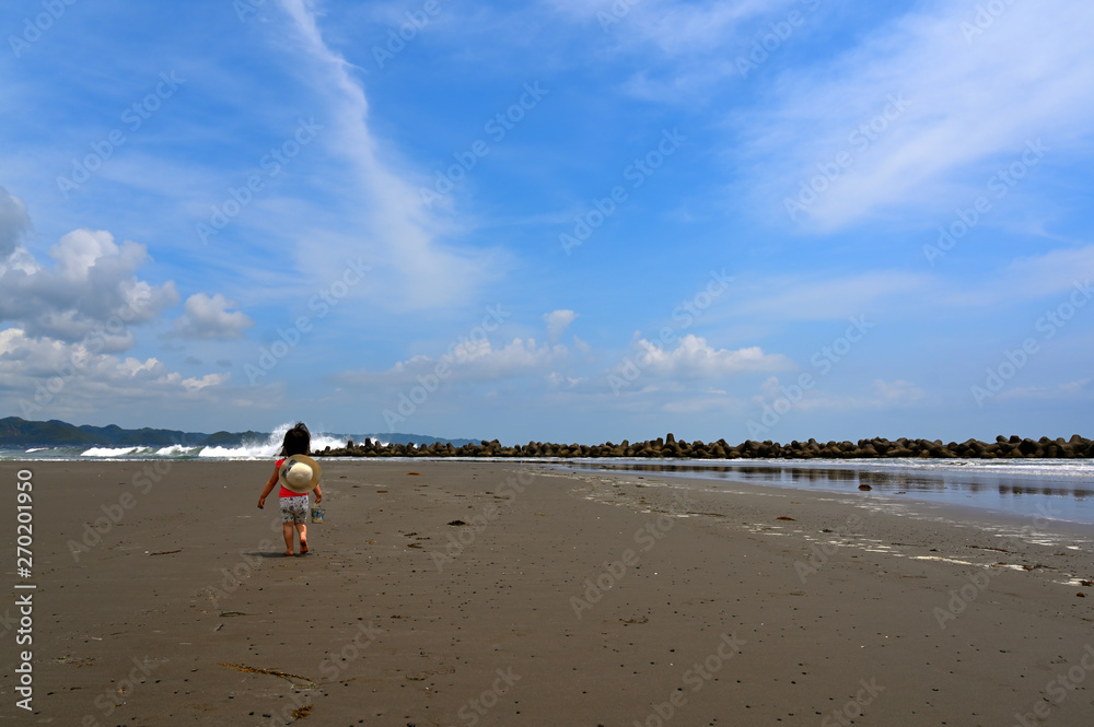 Obraz premium 海と女の子