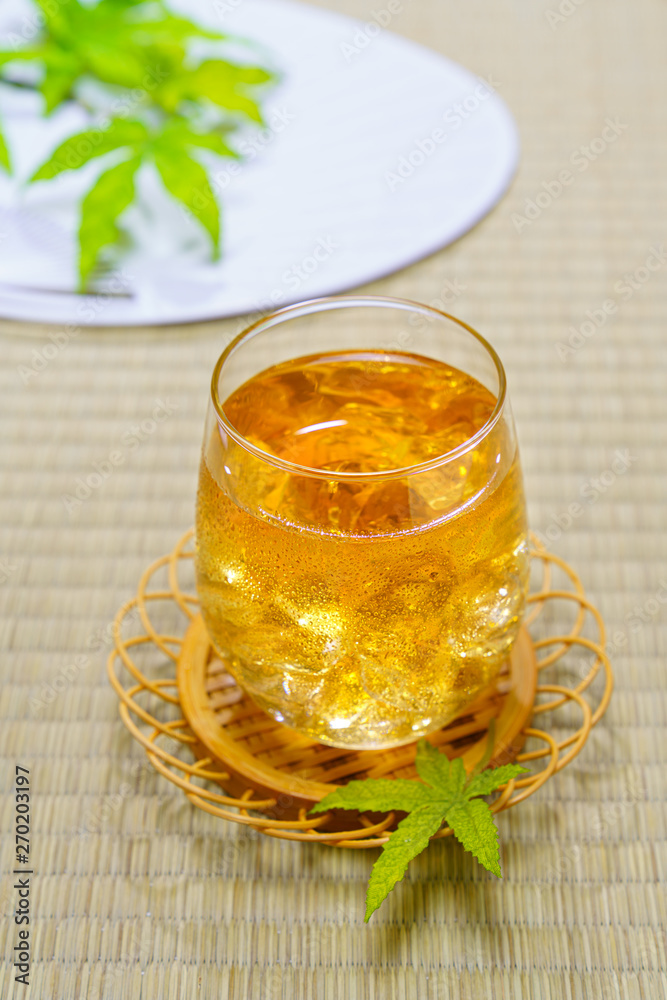 冷たい麦茶 冷たい麦茶
