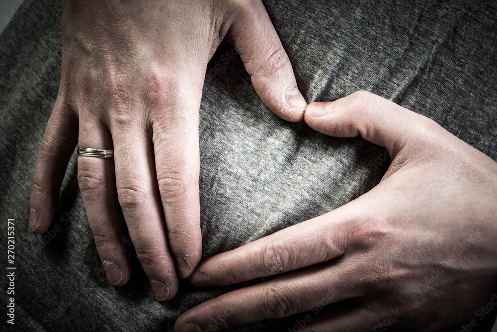Fototapeta premium Manos corazón