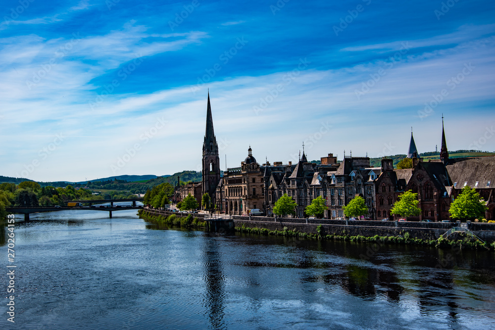 Naklejka premium Panoramic view of Perth town. River Tay, Scotland, UK.