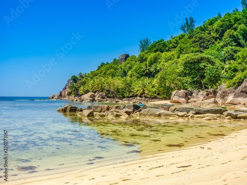 Beautiful tropical landscape of a sandy beach, Seychelles © Myroslava