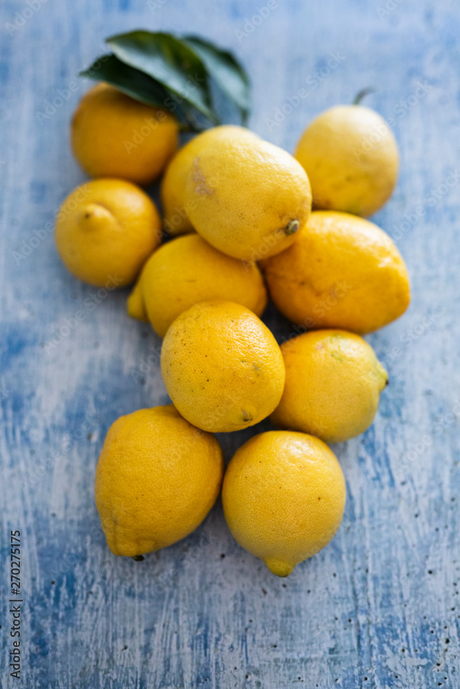 Lemons Lemons