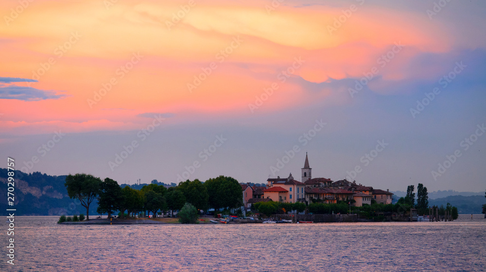 Naklejka premium Scenic view of a quiet village on a small island in the middle of lake Maggiore.