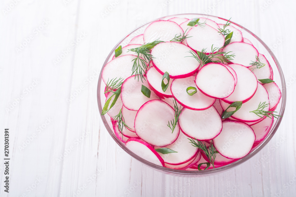 Healthy vegetarian radish salad Healthy vegetarian radish salad
