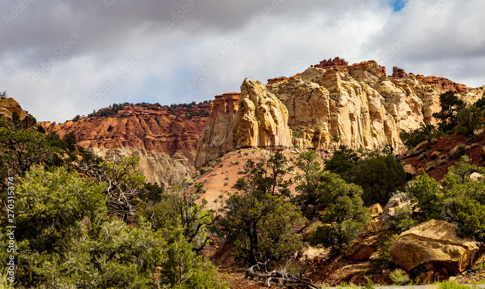 Fototapeta premium Clouds over the rocks