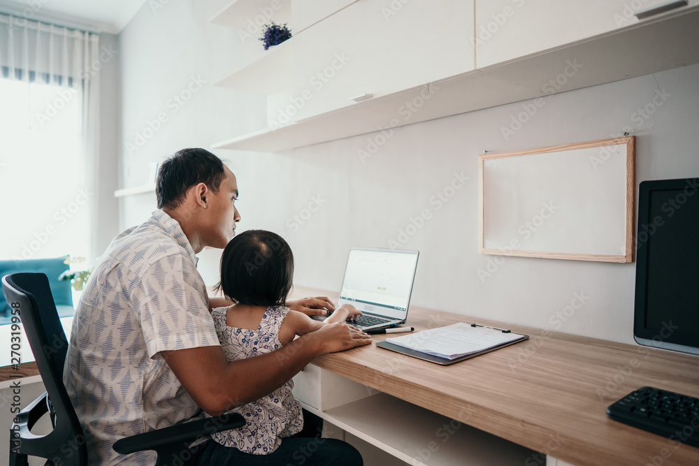 the owner of the company invited his daughter to work in his office