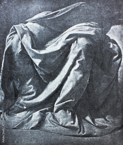 Fotografie Etude of drapery for painting by Leonardo Da Vinci in a vintage book Leonard de Vinci, author A
