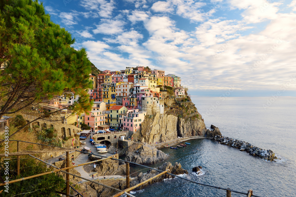 Manarola, one of the most charming and romantic of the Cinque Terre villages, Liguria, northern Italy.