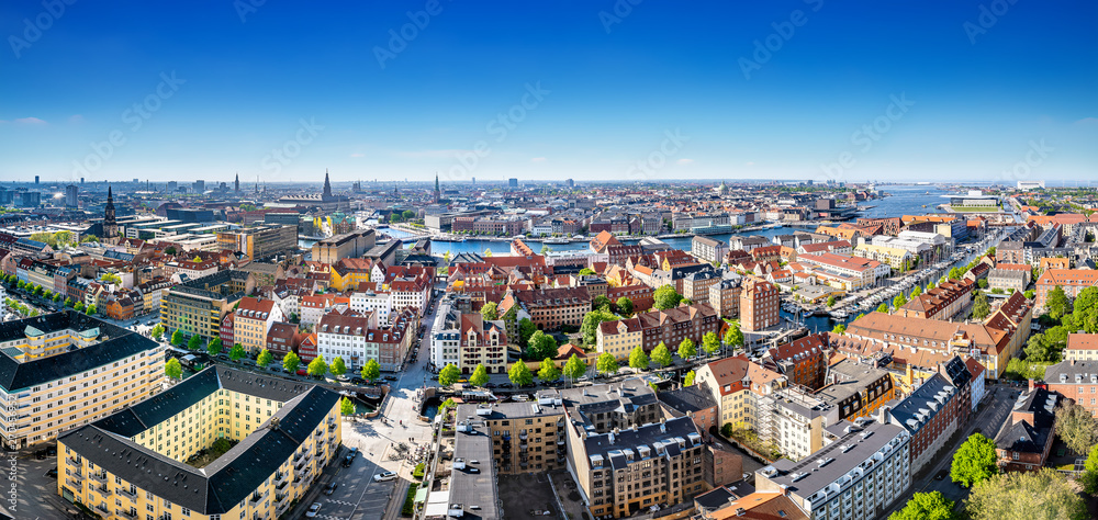 Fototapeta premium panoramic view at the city center of copenhagen