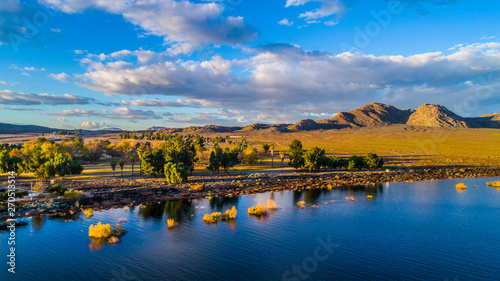 Fototapeta Naklejka Na Ścianę i Meble -  Lake Perris State Park, California