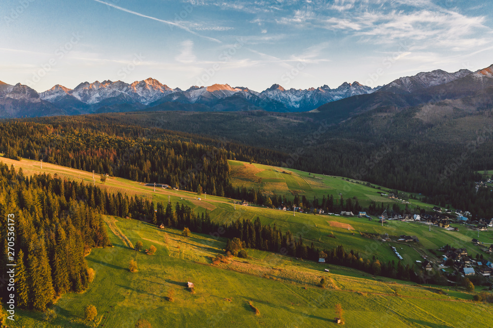Obraz premium Epic sunset over Tatra mountains in Poland