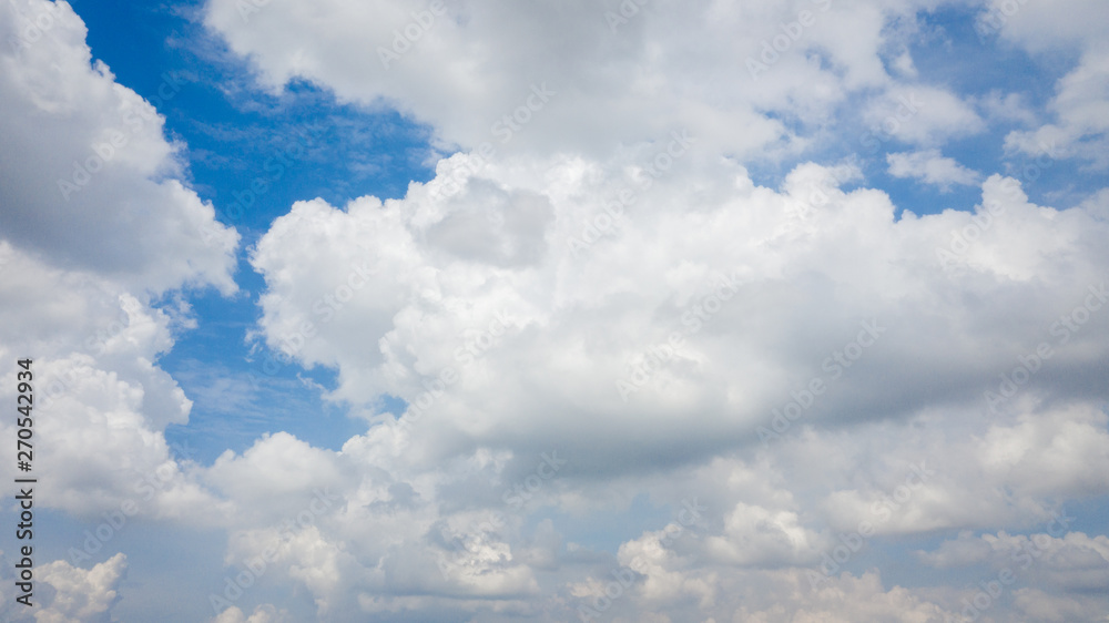 Fototapeta premium Blue sky background with clouds