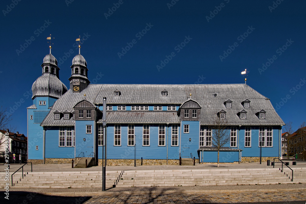 Blick auf die Marktkirche in Clausthal-Zellerfeld, die größte Holzkirche Deutschlands, in Clausthal-Zellerfeld, Niedersachsen