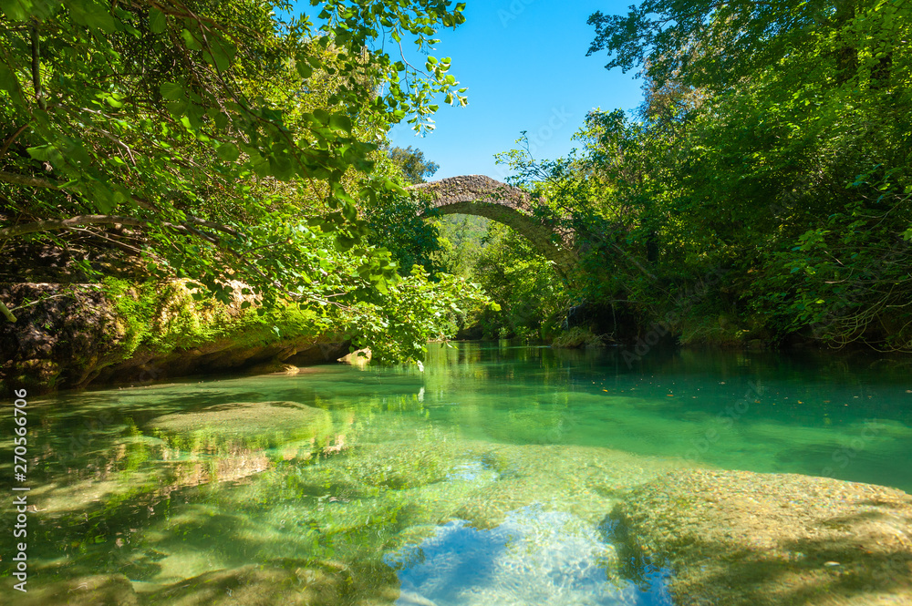 Naklejka premium Roman bridge Pont des Tuves near Saint-Cezaire-sur-Siagne
