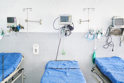Intensive care unit photo