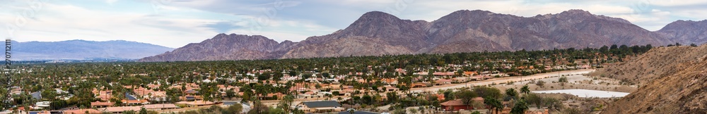 Obraz premium Panoramic view of Palm Desert, Coachella Valley, California