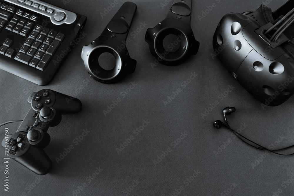 Set of gaming and Virtual reality devices Set of gaming and Virtual reality devices