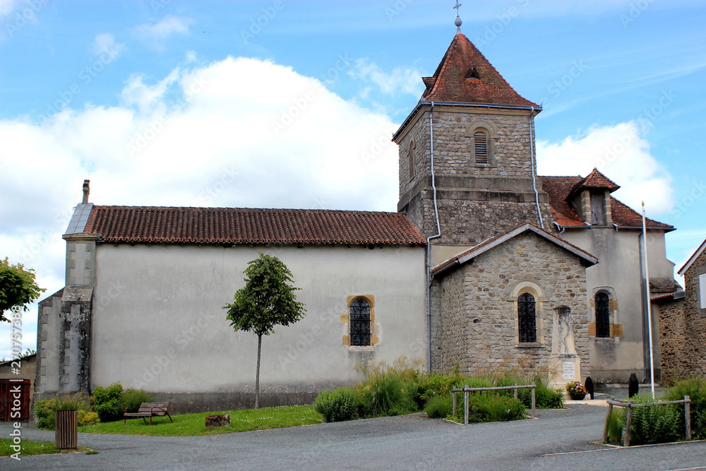 Eglise de Saint-Aignan de Chalais.(Dordogne)