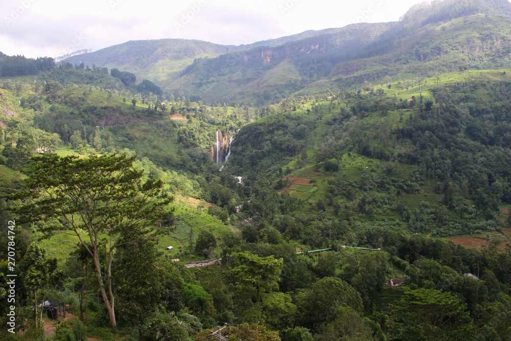 Nuwara Eliya - Looking down from the surrounding hills - Sri Lanka 