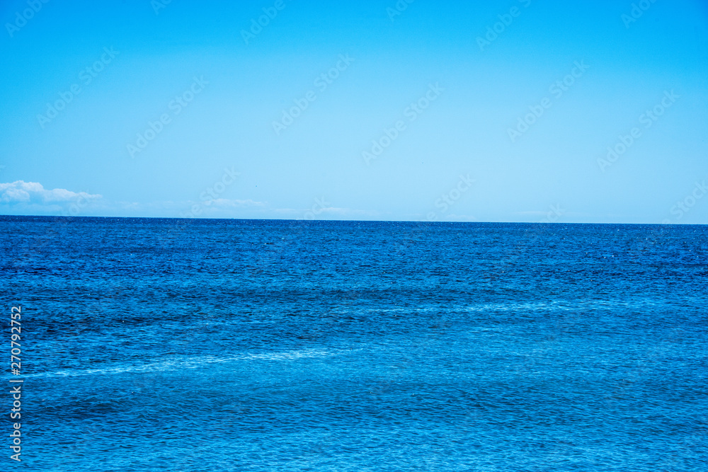 Obraz premium Blue sea