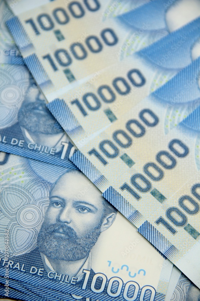 Fototapeta premium Chilean peso bills - background