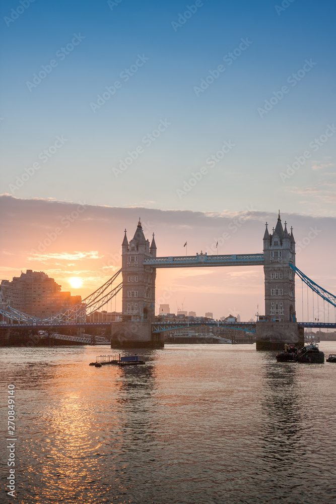 Naklejka premium Tower Bridge in the sunrise time, London, England