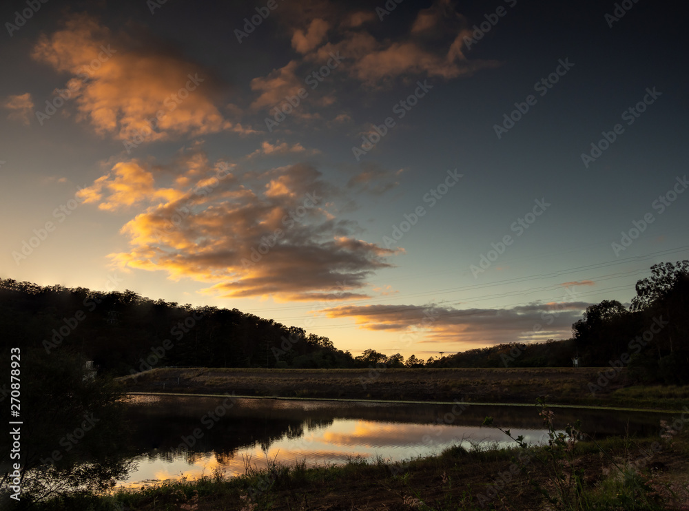 Fototapeta premium Lake Dawn Cloud reflections