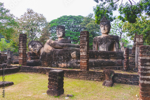 Kamphaeng Phet Historical Park is an archeological site in Kamphaeng Phet , Kamphaeng Phet Historical Park Arunyik area , Impressive Buddha Statues at Kamphaeng Phet Historical Park.