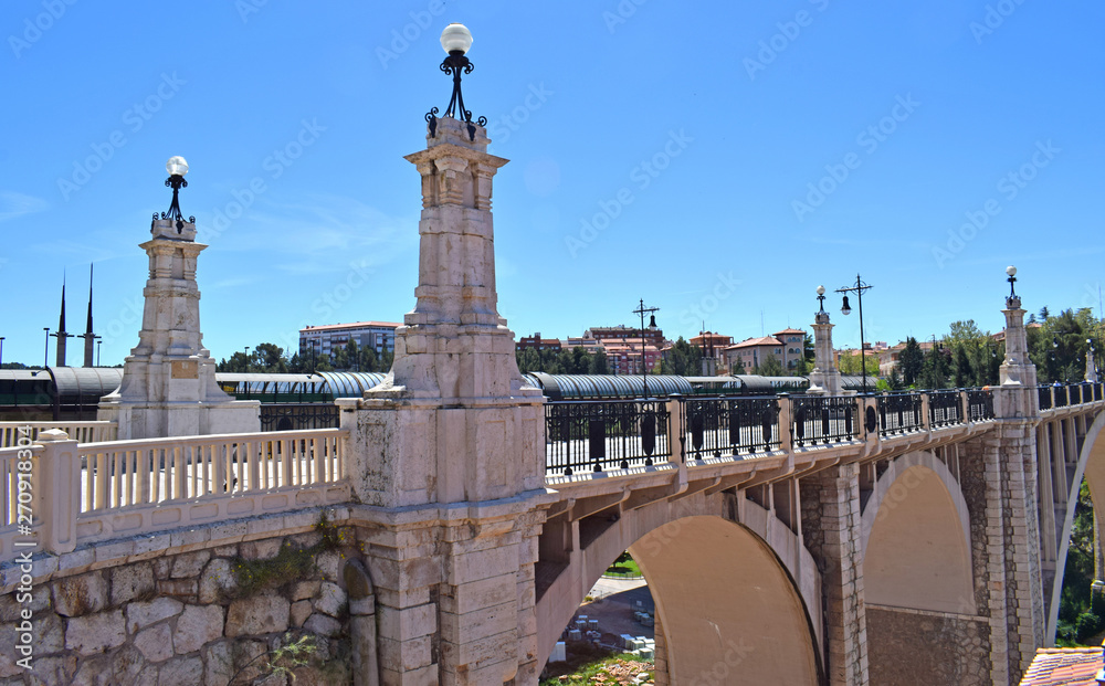  Viaducto viejo de Teruel, en Teruel España