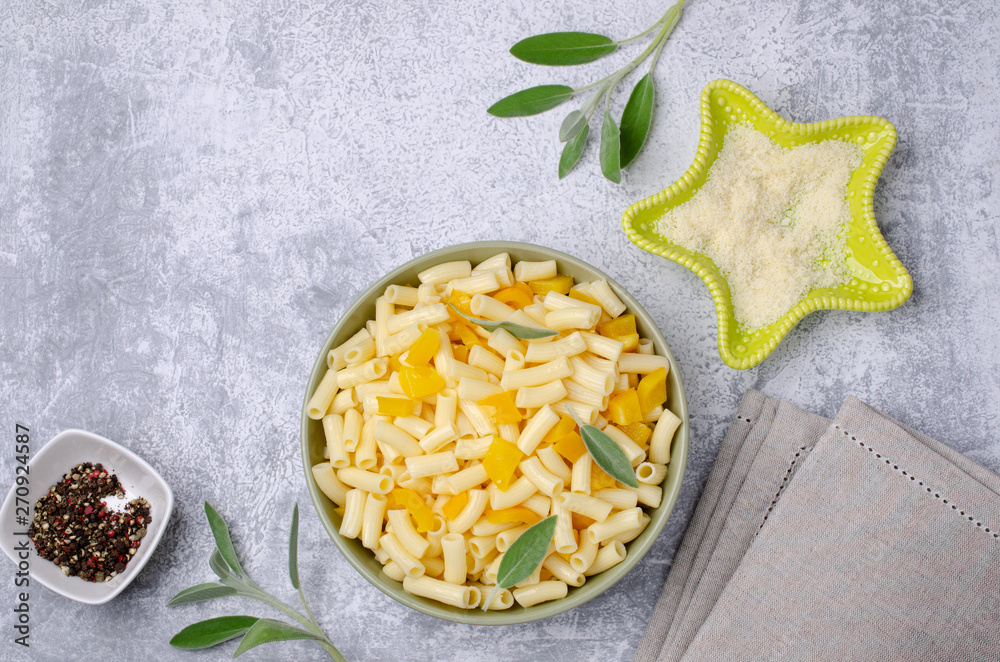 Pasta with slices of yellow pepper Pasta with slices of yellow pepper