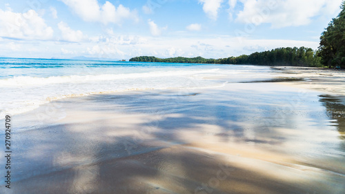 Tableau sur toile Tourism in the sea, beaches, sightseeing and relaxing on the island of Koh Phaya