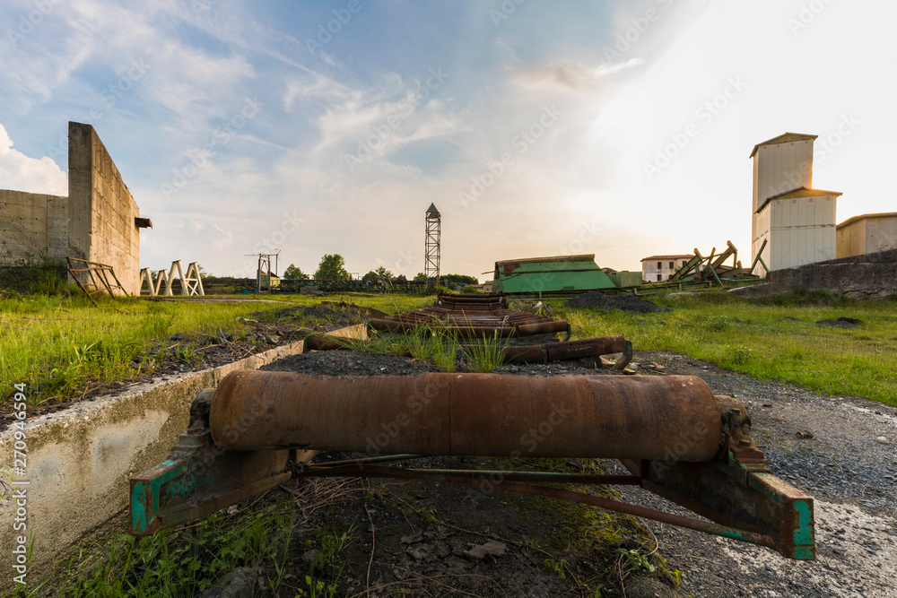 Urban exploration / Abandoned quarry