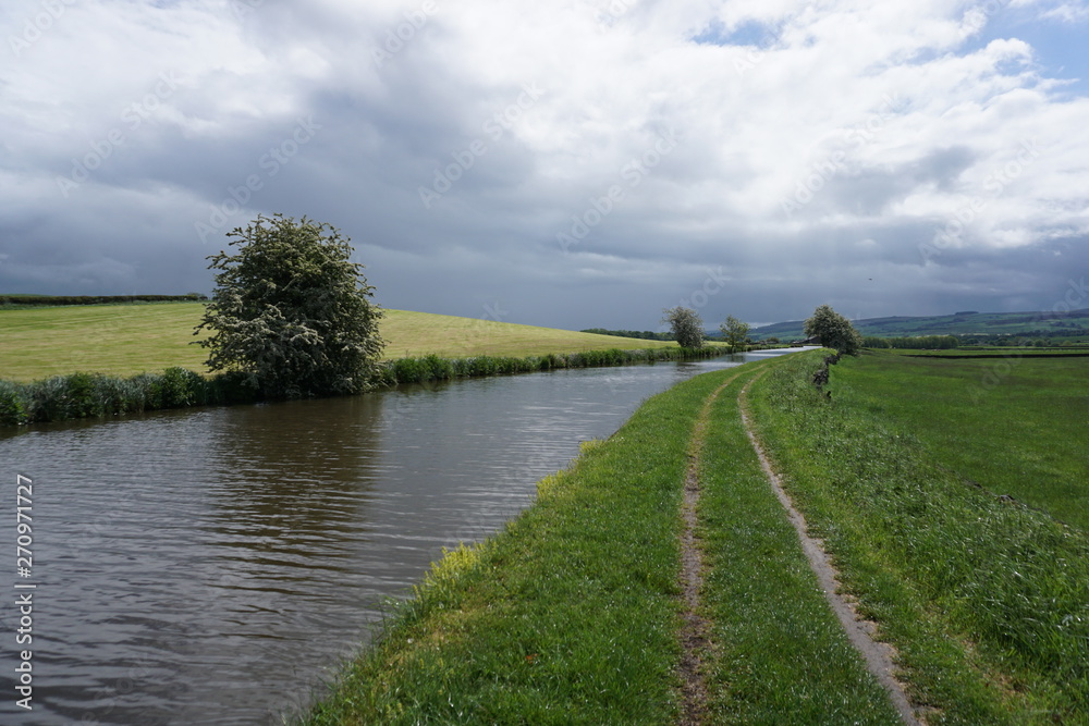 Naklejka premium Canal Path, Yorkshire