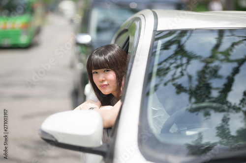 Wallpaper Mural 自動車・女性 Torontodigital.ca