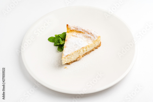 cheesecake with mint
