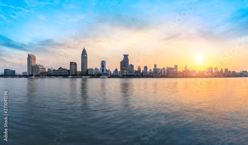 Beautiful city skyline sunset scene at the Bund,Shanghai © ABCDstock