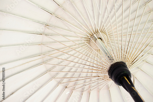 Fototapeta Naklejka Na Ścianę i Meble -  The inner structure of the white umbrella