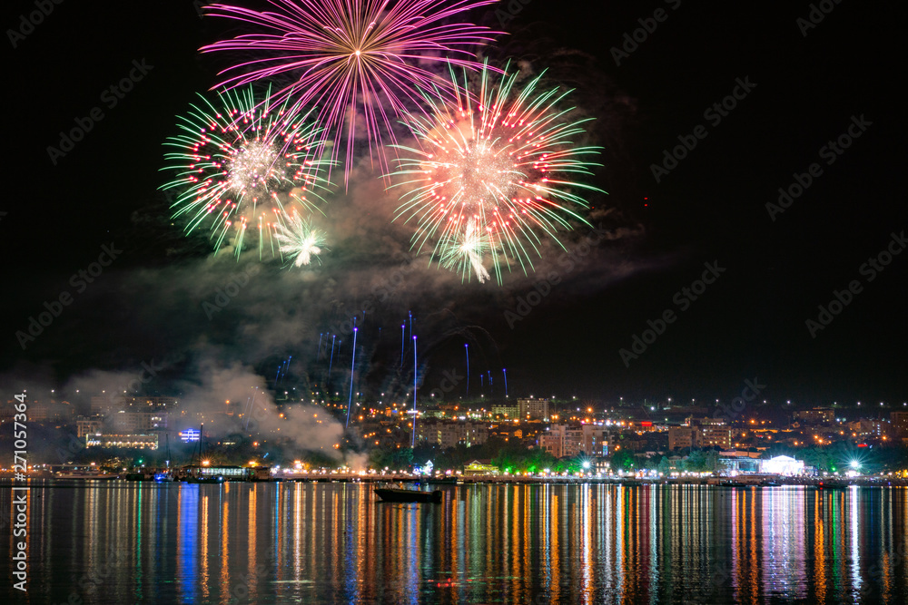 Obraz premium fireworks over the bay