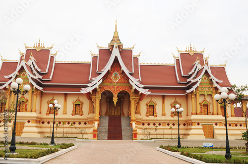 Laos: The holy buddhist Stupa That Luang in Viantiane