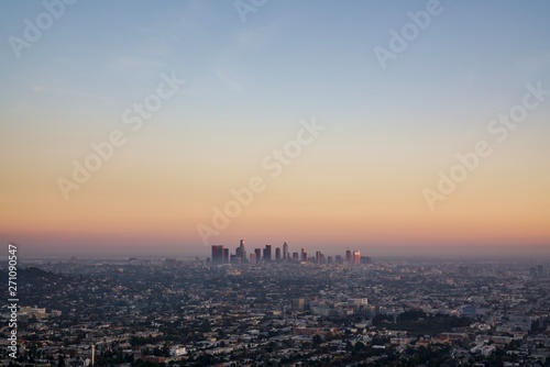 griffith observatory view © marcelo