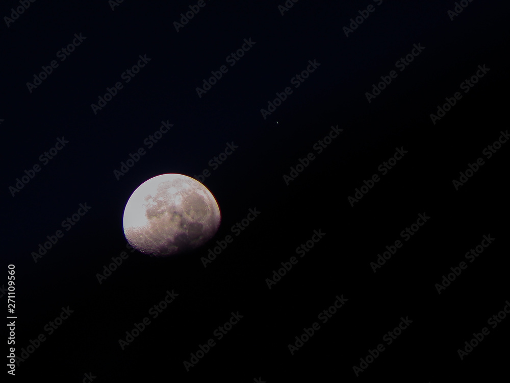 Conjunction of Moon and Saturn. Taken in Bogor, Indonesia, on May 2019. Conjunction of Moon and Saturn. Taken in Bogor, Indonesia, on May 2019.