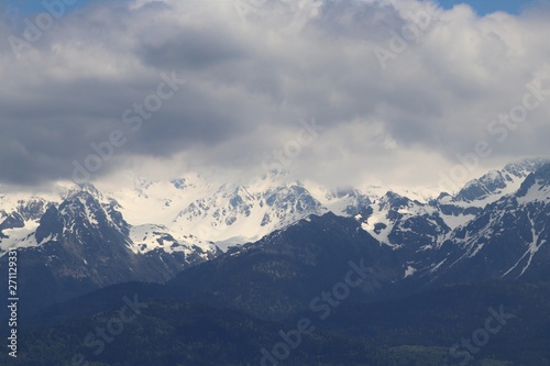 Le massif de Belledonne dans les Alpes Fran  aises vu depuis le Fort de la ville de Grenoble