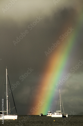rainbow over sea © Carlos