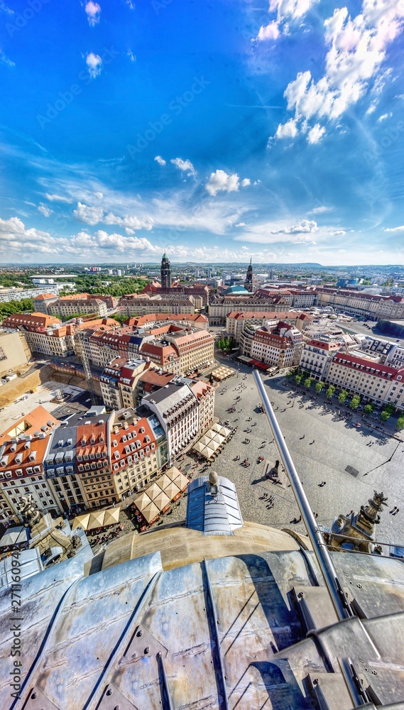 Fototapeta premium view of the city