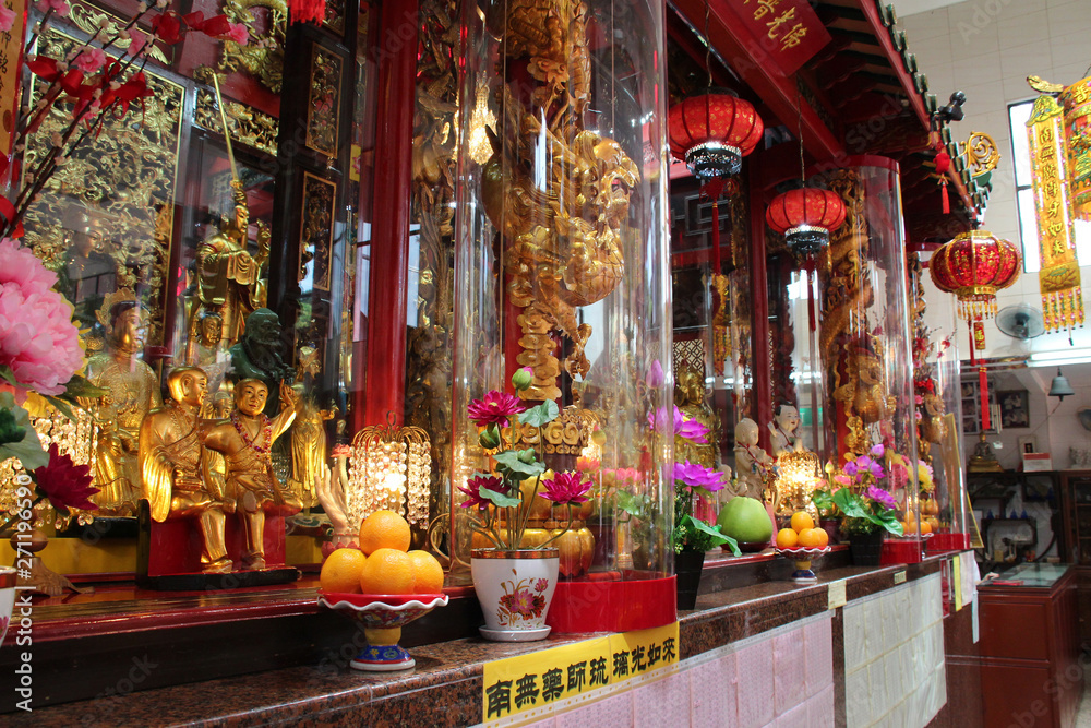 chinese temple (Kuan Im Tng) in singapore 
