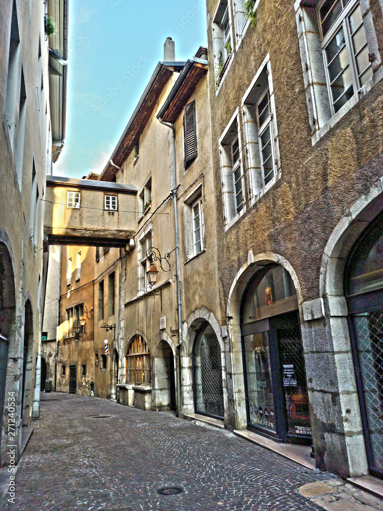 Ville de Chambéry - rue basse du château